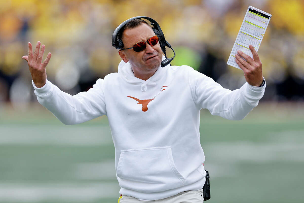 ANN ARBOR, MI - SEPTEMBER 07: Texas Longhorns head coach Steve Sarkisian reacts during a college football game against the Michigan Wolverines on September 07, 2024 at Michigan Stadium in Ann Arbor, Michigan. (Photo by Joe Robbins/Icon Sportswire via Getty Images)