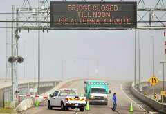 Car Crashes In Foggy Weather Injure 33 People And Force Bridge Near New ...