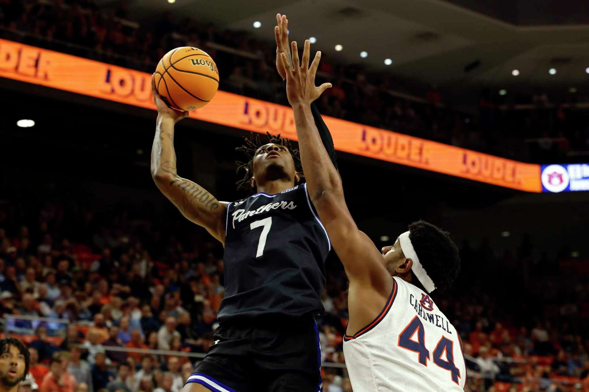 No. 2 Auburn Top Georgia State 100-59 For 3rd Straight Win As Center ...