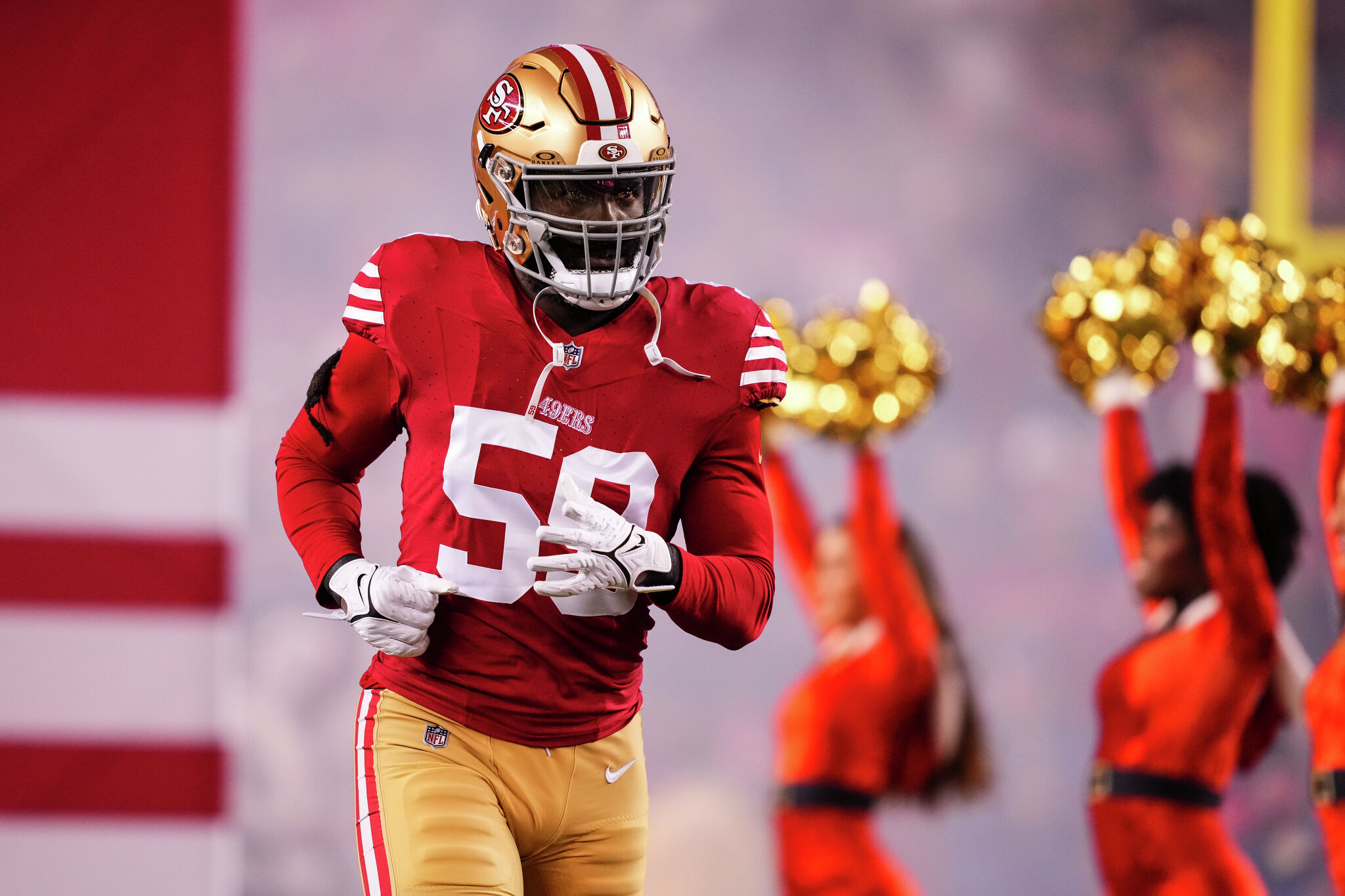 Meet the only 49ers reporter who saw De'Vondre Campbell quit midgame
