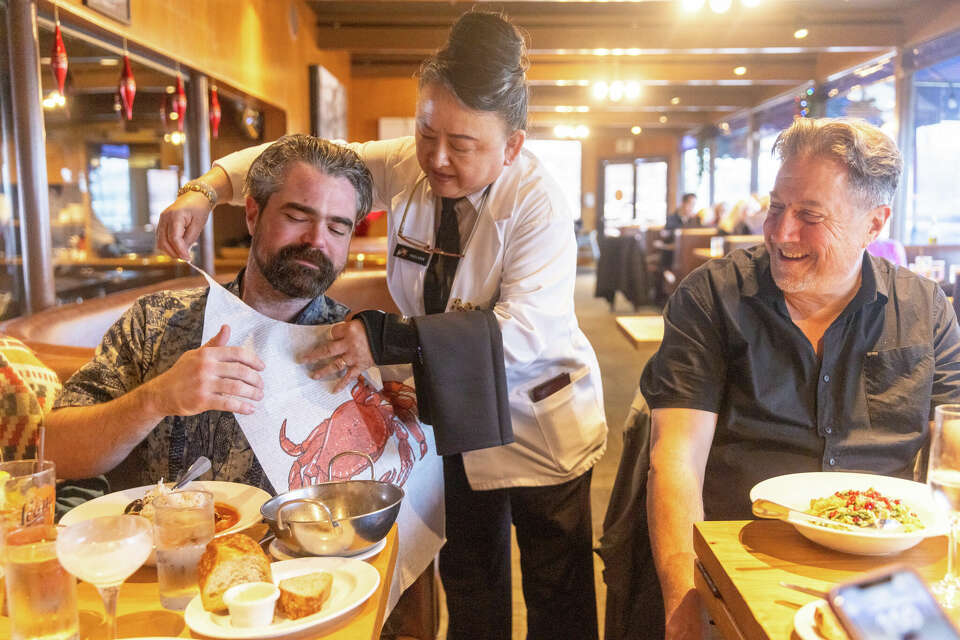 Scomia One storied SF restaurant tradition is going nowhere, despite the cost
