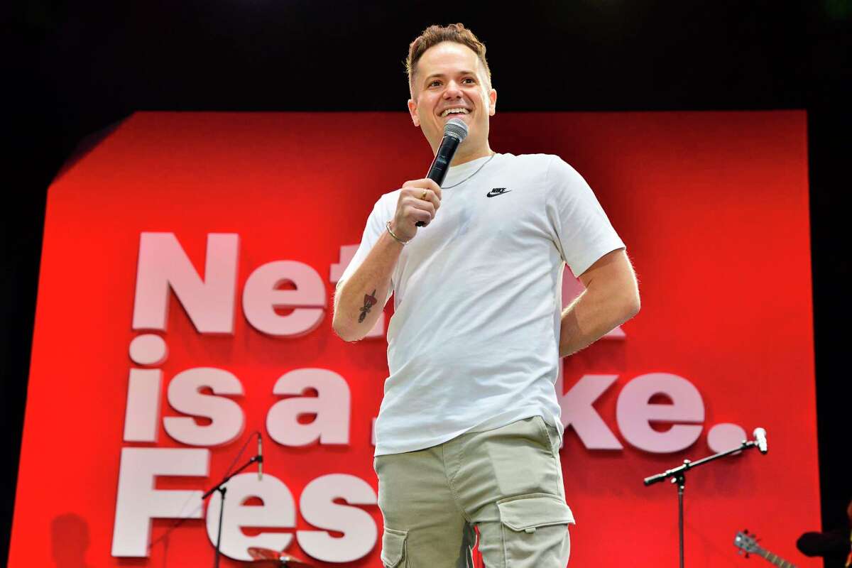 LOS ANGELES, CALIFORNIA - MAY 04: Jeff Arcuri performs onstage during Netflix Is A Joke Festival: Outside Joke at Hollywood Palladium on May 04, 2024 in Los Angeles, California.