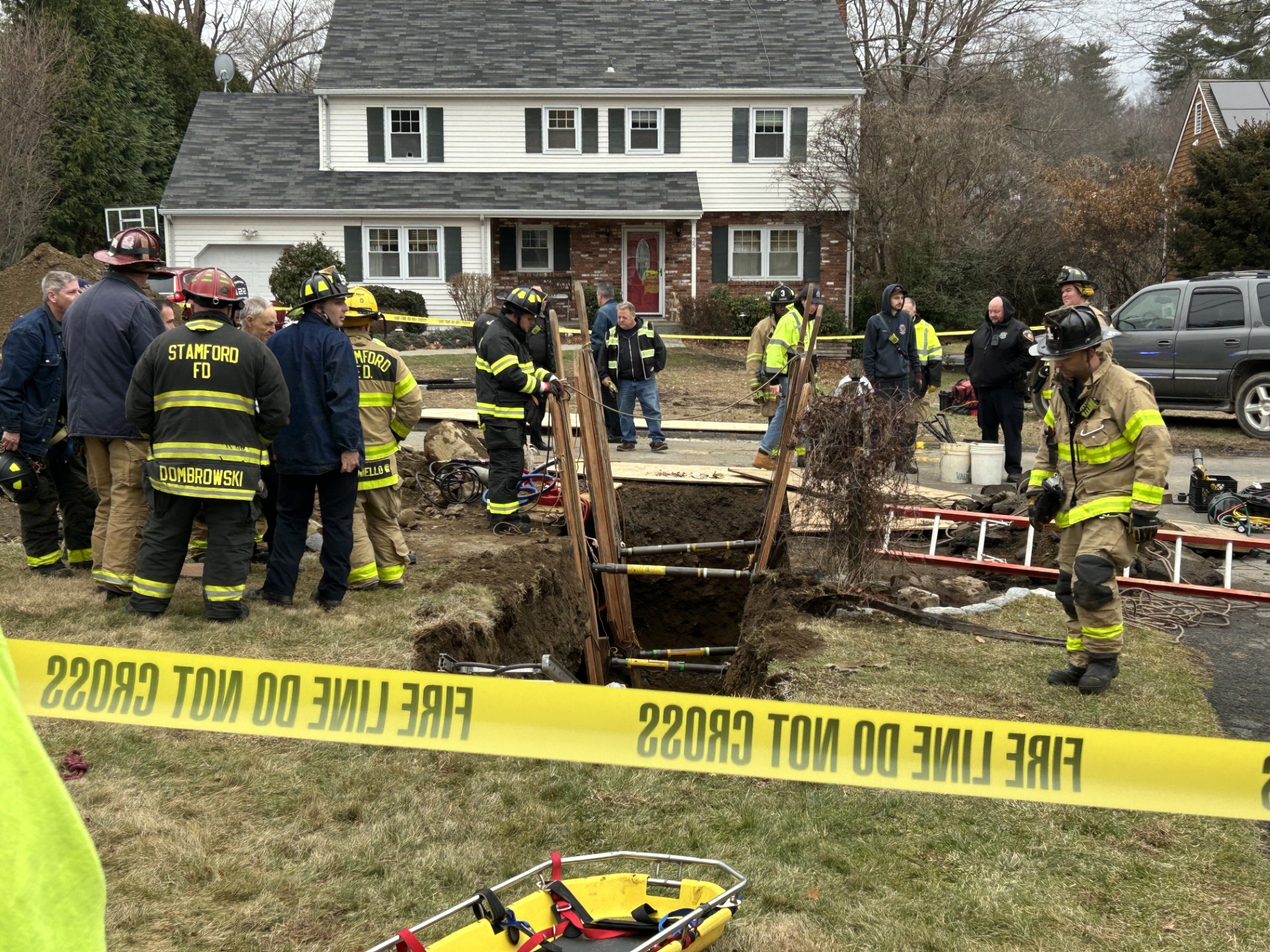 Worker freed from Stamford trench collapse on Hampton Lane, police say