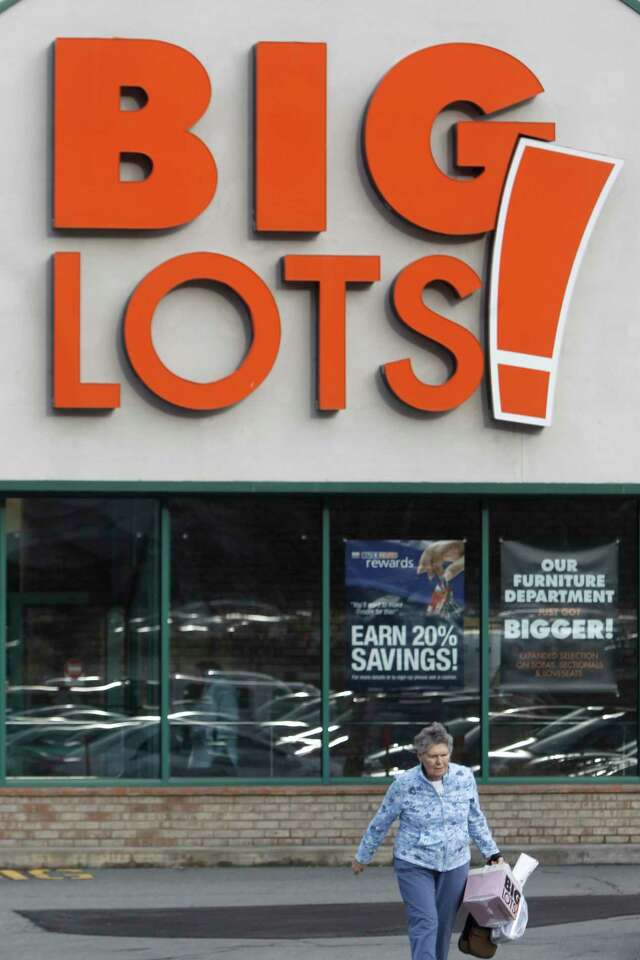 Big Lots reaches deal to keep hundreds of US stores open