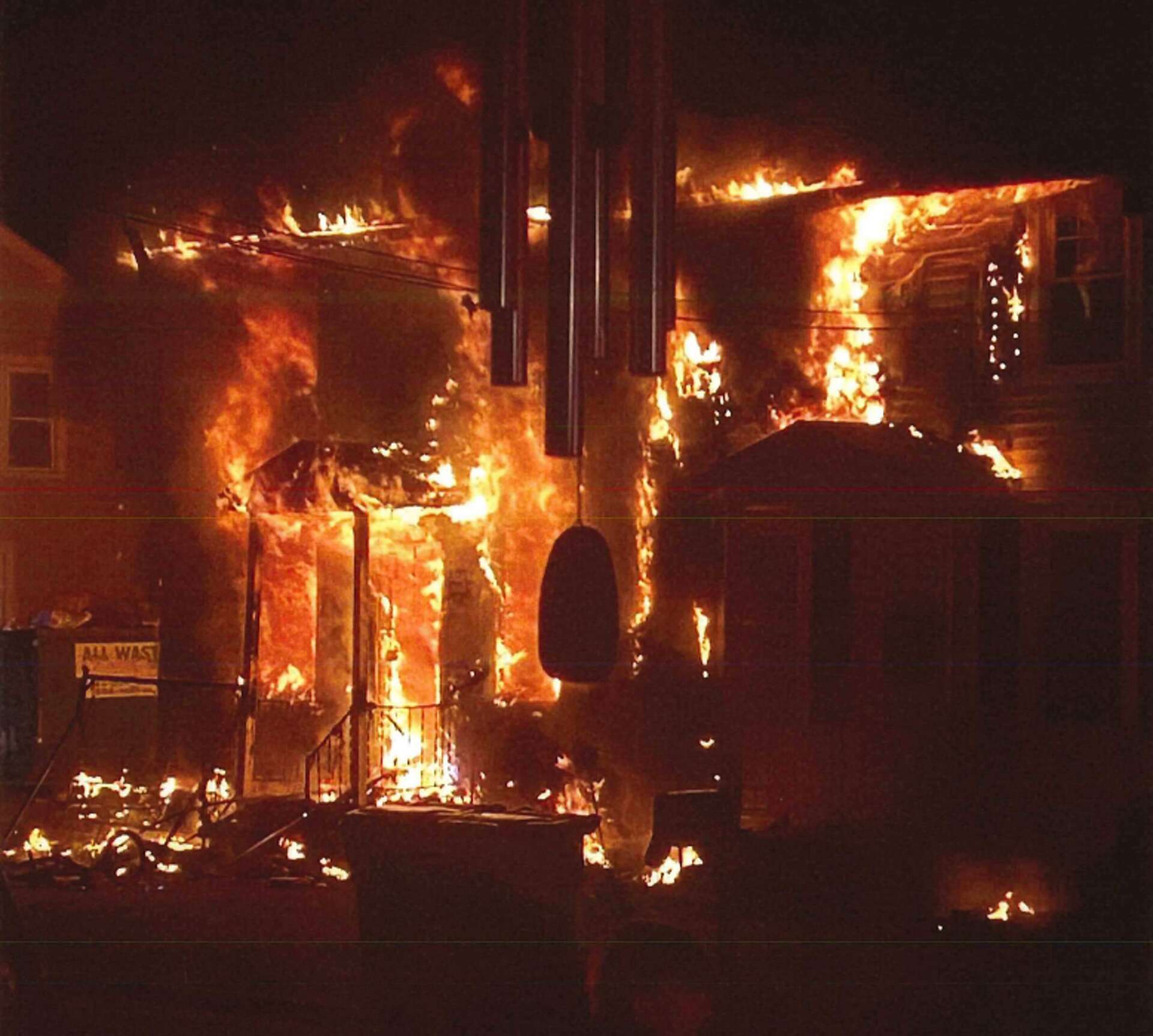 Witnesses to Somers fire that killed 4 children described 'pure chaos'