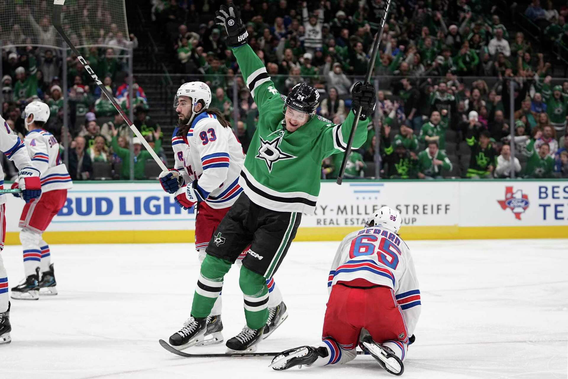 Shesterkin Dazzles With 41 Saves As Rangers Beat Stars 3-1 To End Three ...