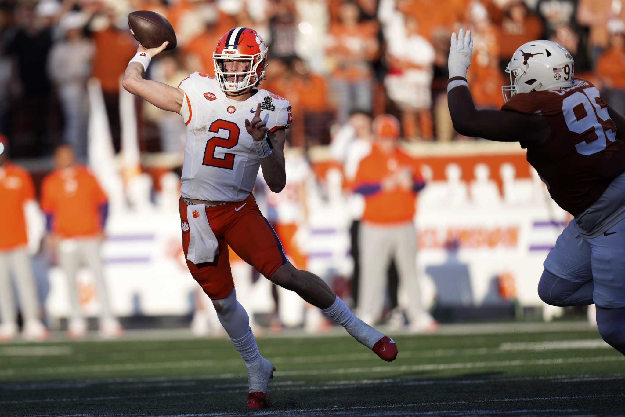 Klubnik Not Enough To Carry Clemson Over Texas In Homecoming Playoff Loss