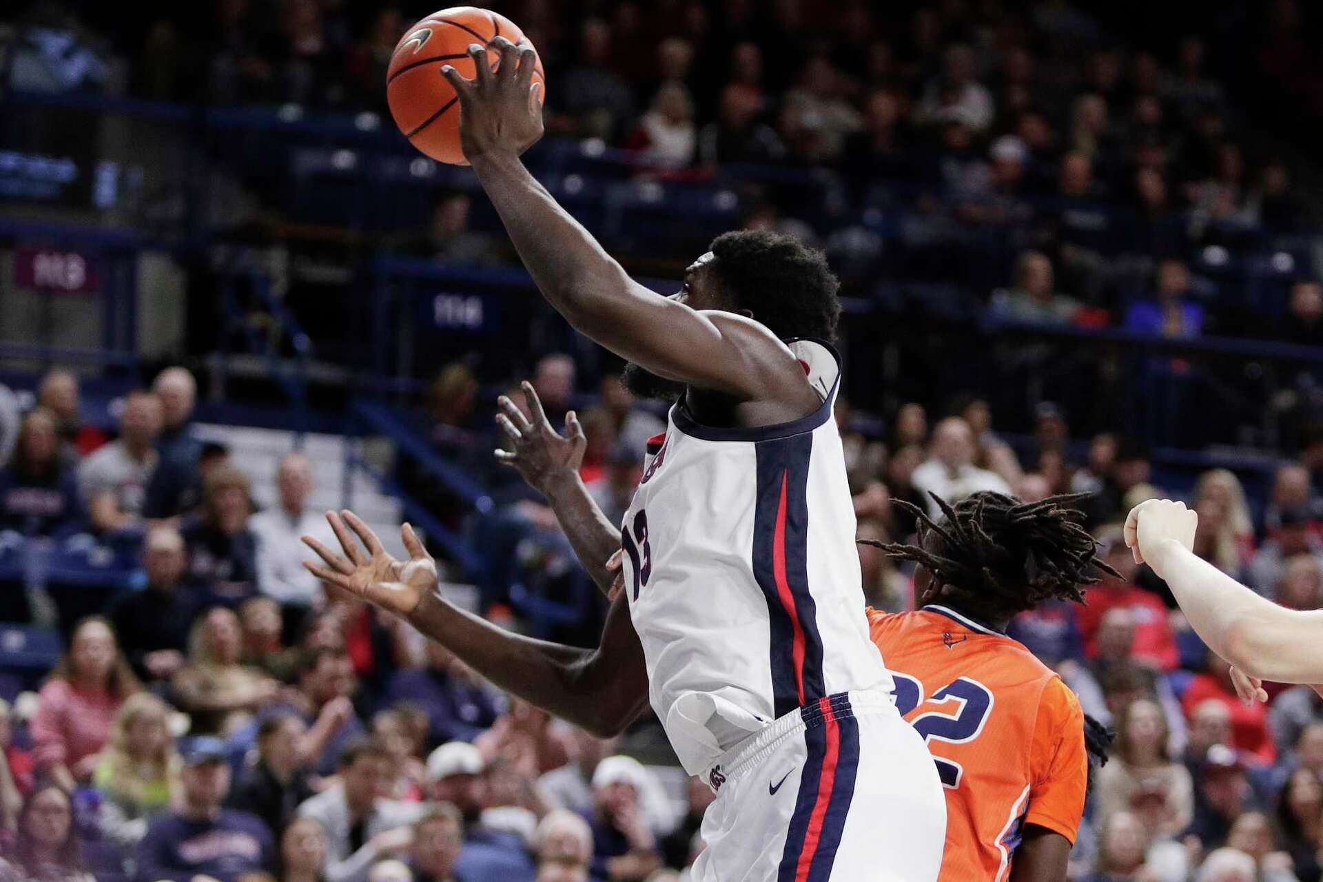 Graham Ike Leads No. 13 Gonzaga To 86-65 Win Over Bucknell