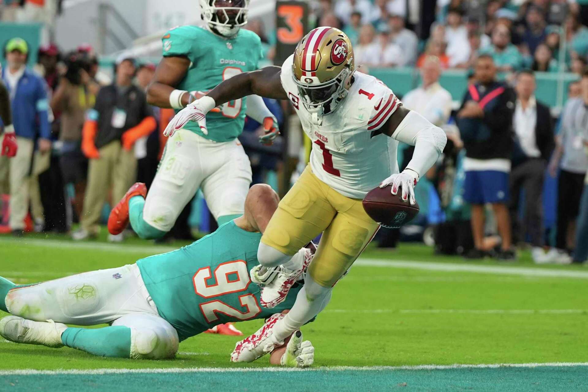 49ers’ playoff odds extinguished before ugly 2917 loss to Dolphins