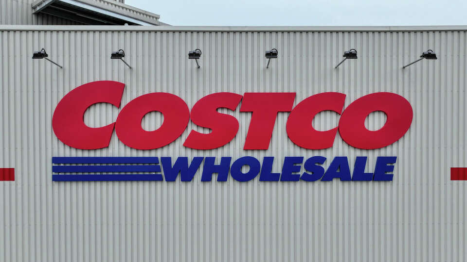 Want a cheap Costco membership? Here's how to get one for $20.