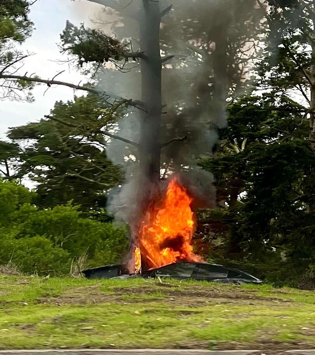 Driver killed in fiery Christmas Day crash near Golden Gate Park