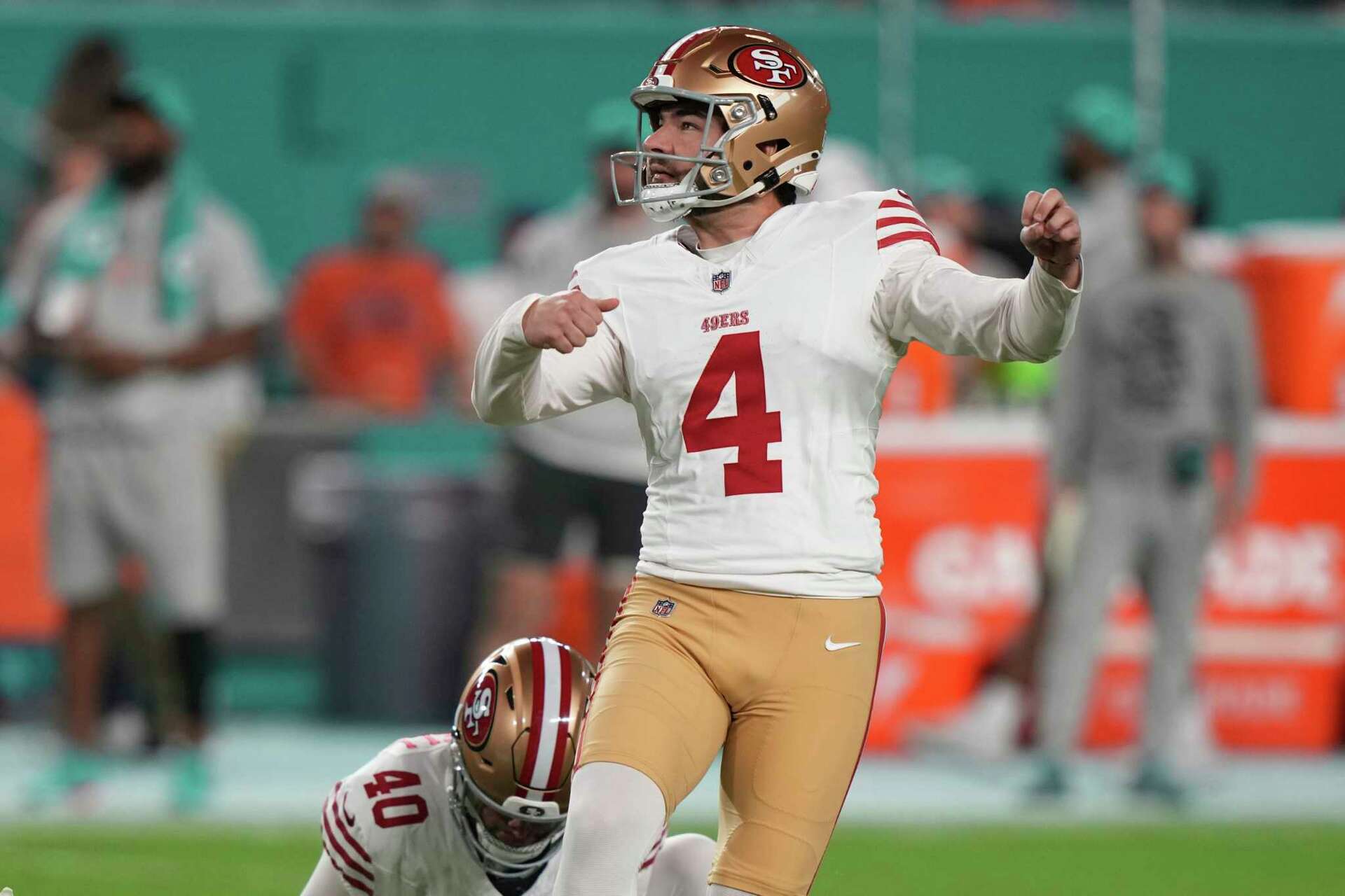 Why has 49ers kicker Jake Moody struggled so mightily in second half?