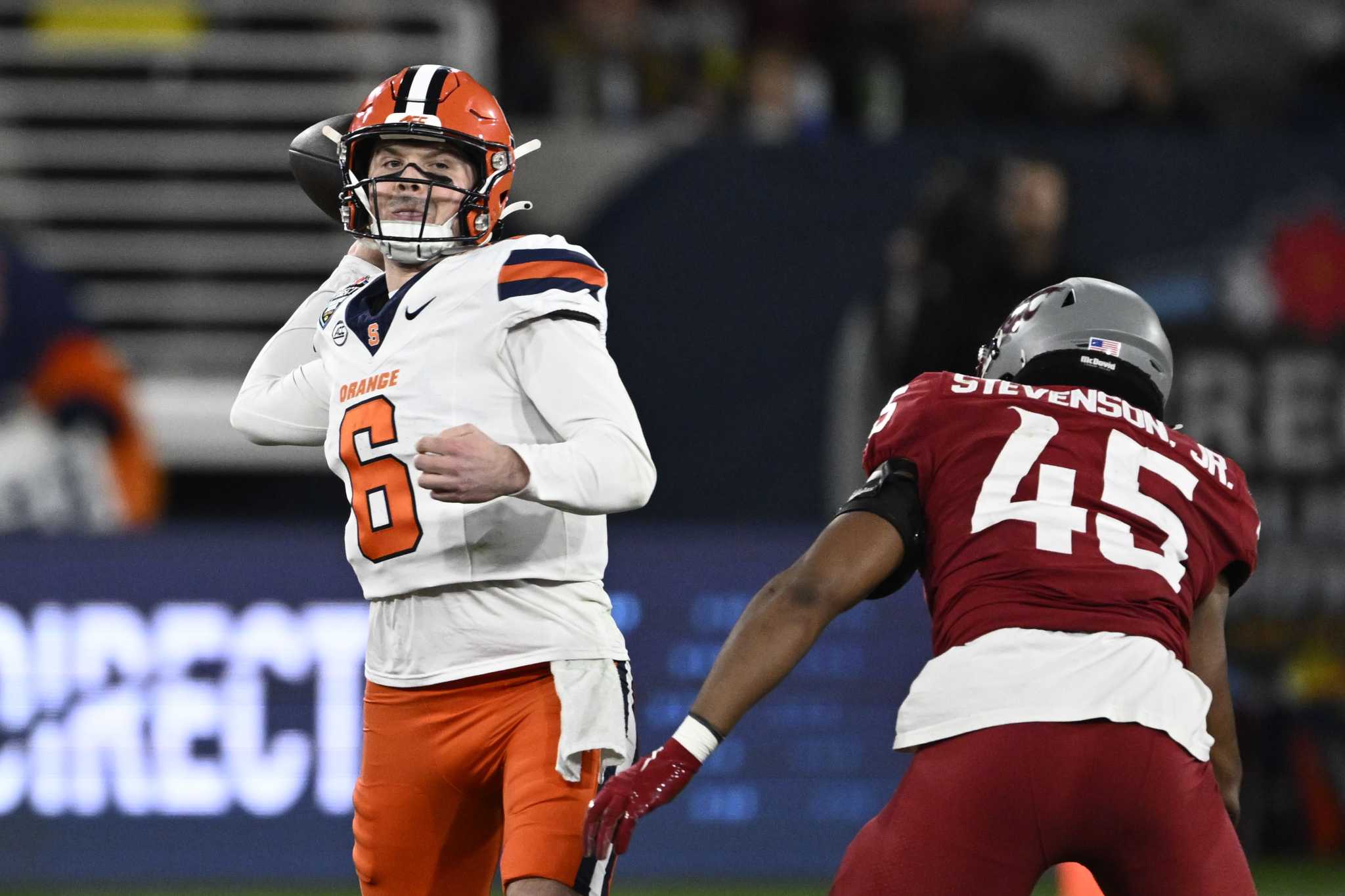 Mccord Throws For 453 Yards, 5 Tds In No. 22 Syracuse's 52-35 Holiday 