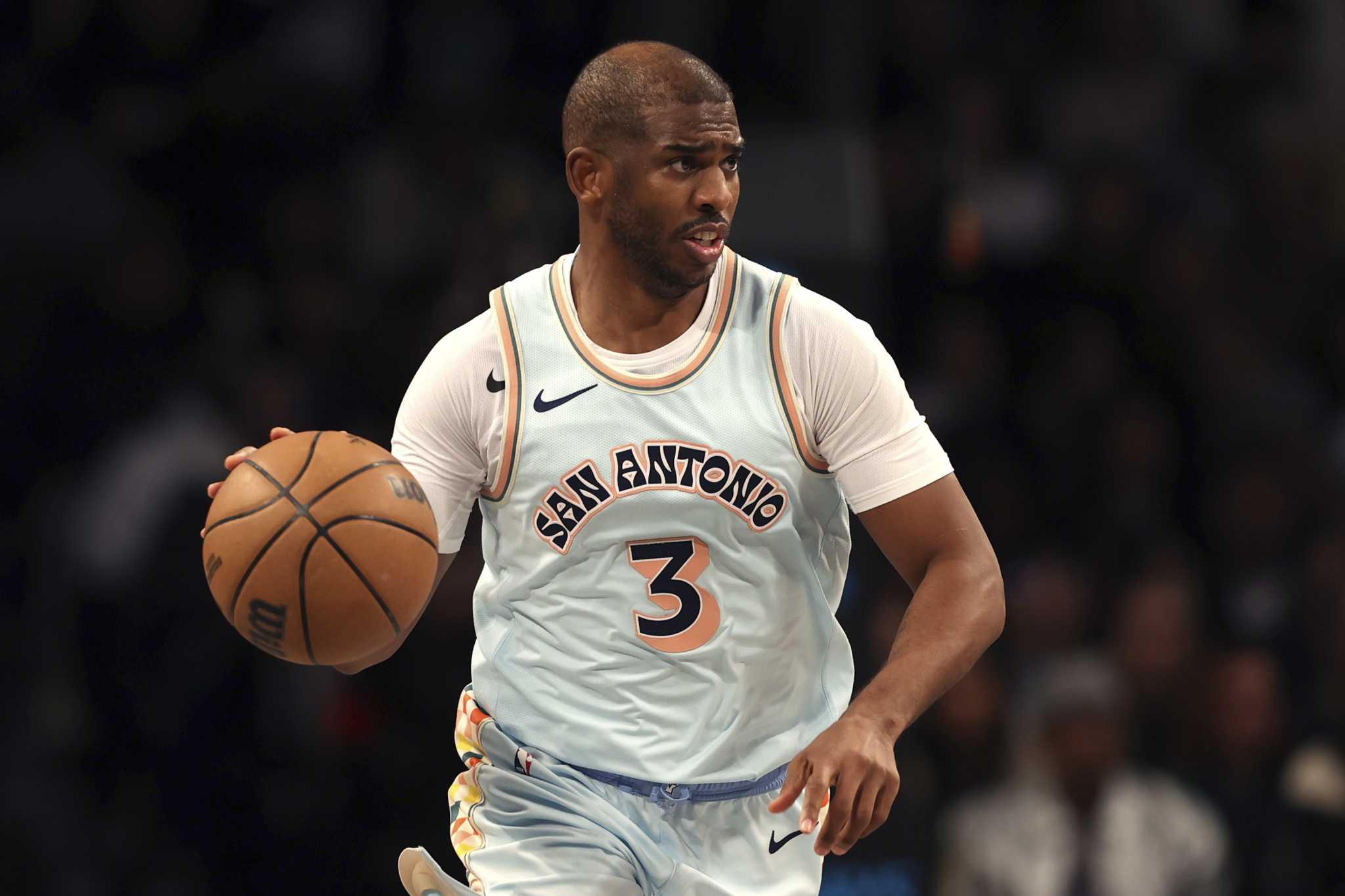 For San Antonio Spurs, Chris Paul is having the time of his life