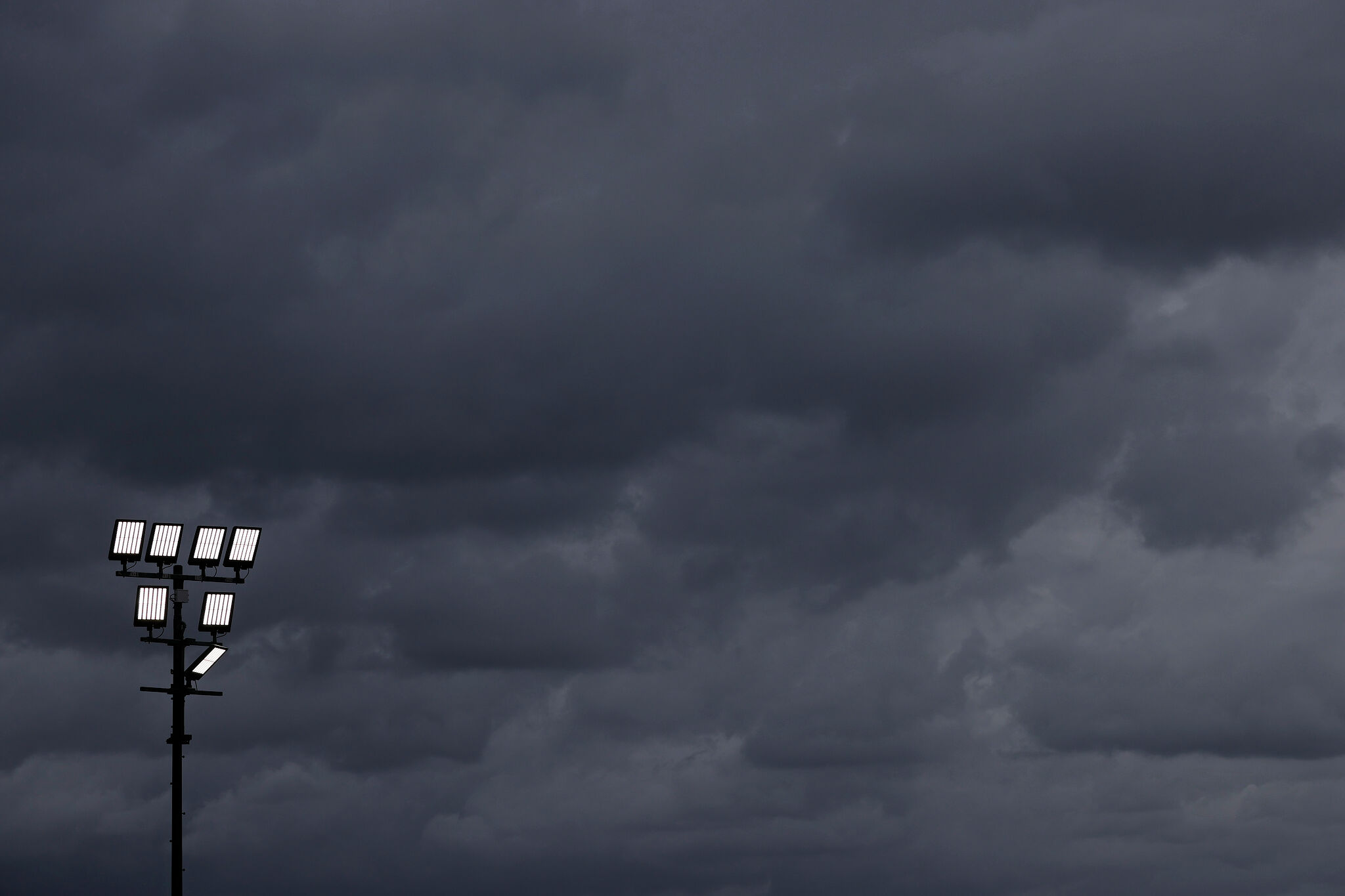 Cold front brings severe storm, large hail threat to Texas