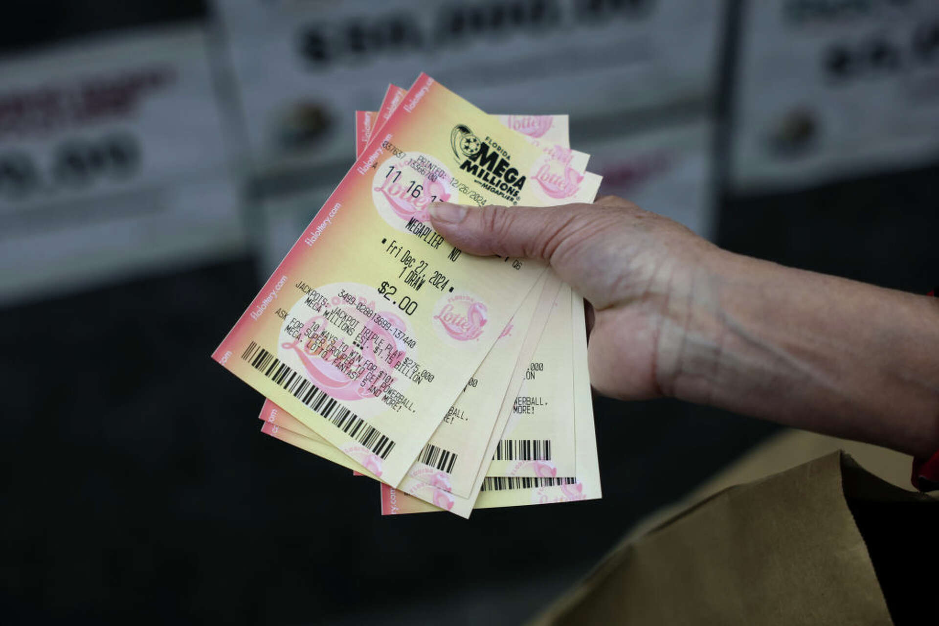 Texan claims 1 million Mega Millions winning ticket
