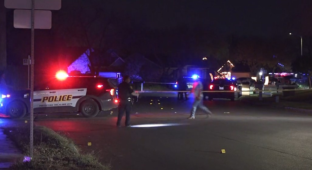 Women wounded in separate shootings in San Antonio