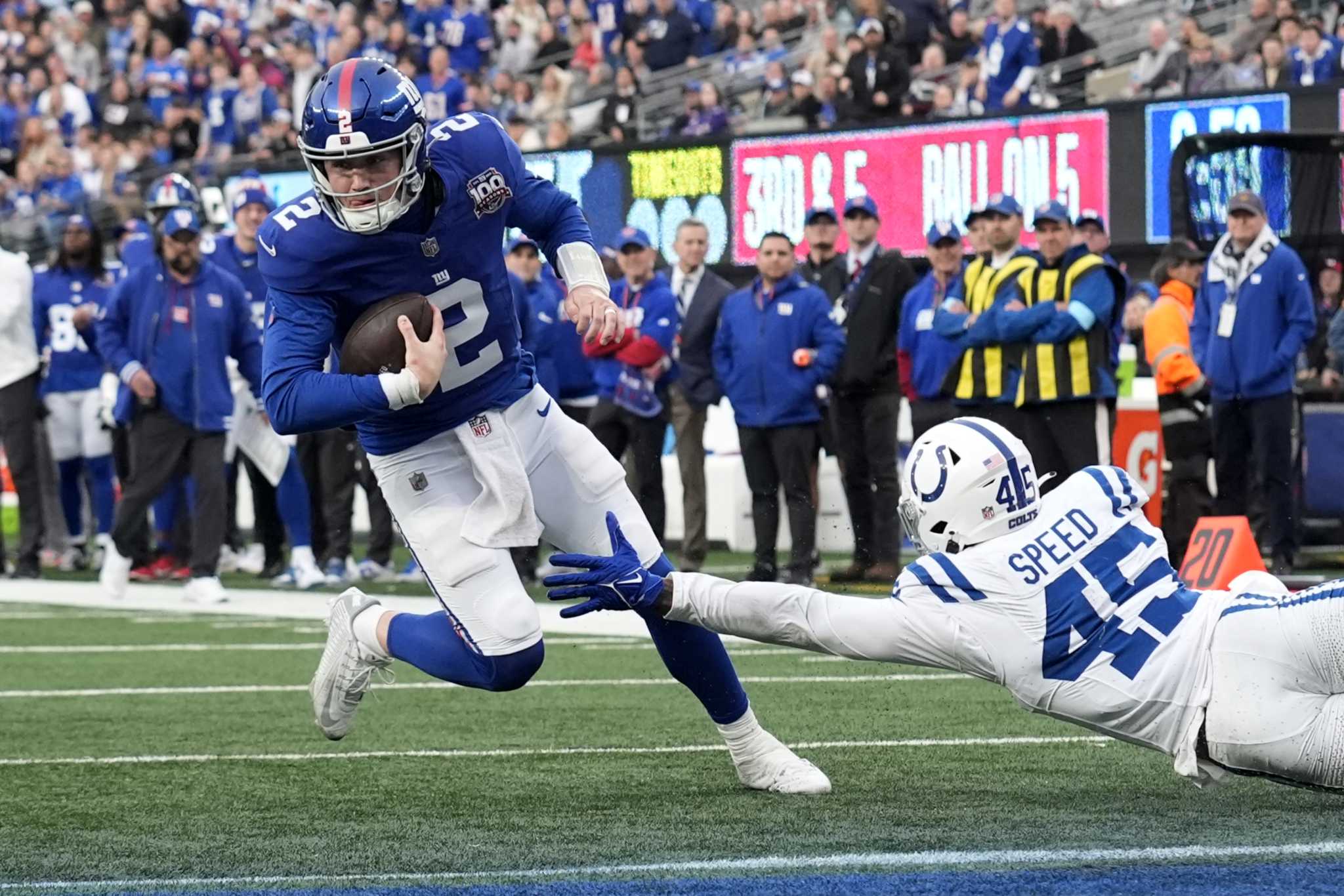 Giants Topple Colts 45-33 To Eliminate Indy From The Playoff Race