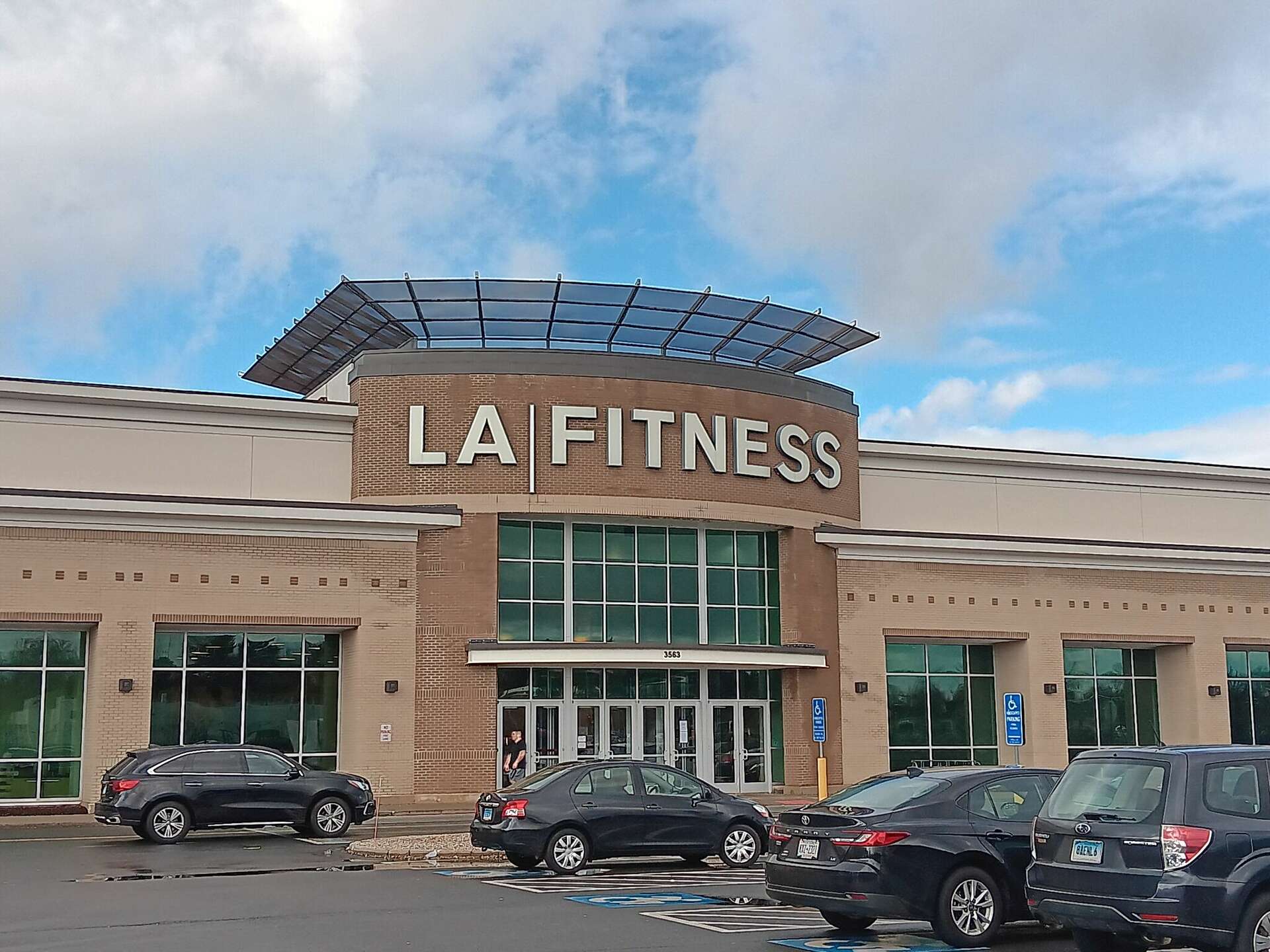 LA Fitness to close Newington location at the end of January
