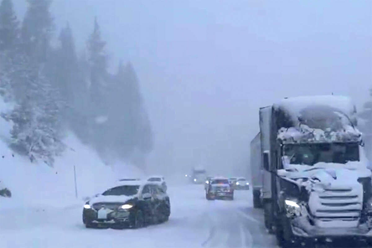 CHP crews, Caltrans and tow operators working to clear several traffic collisions over Donner Summit on Jan. 3, 2025.