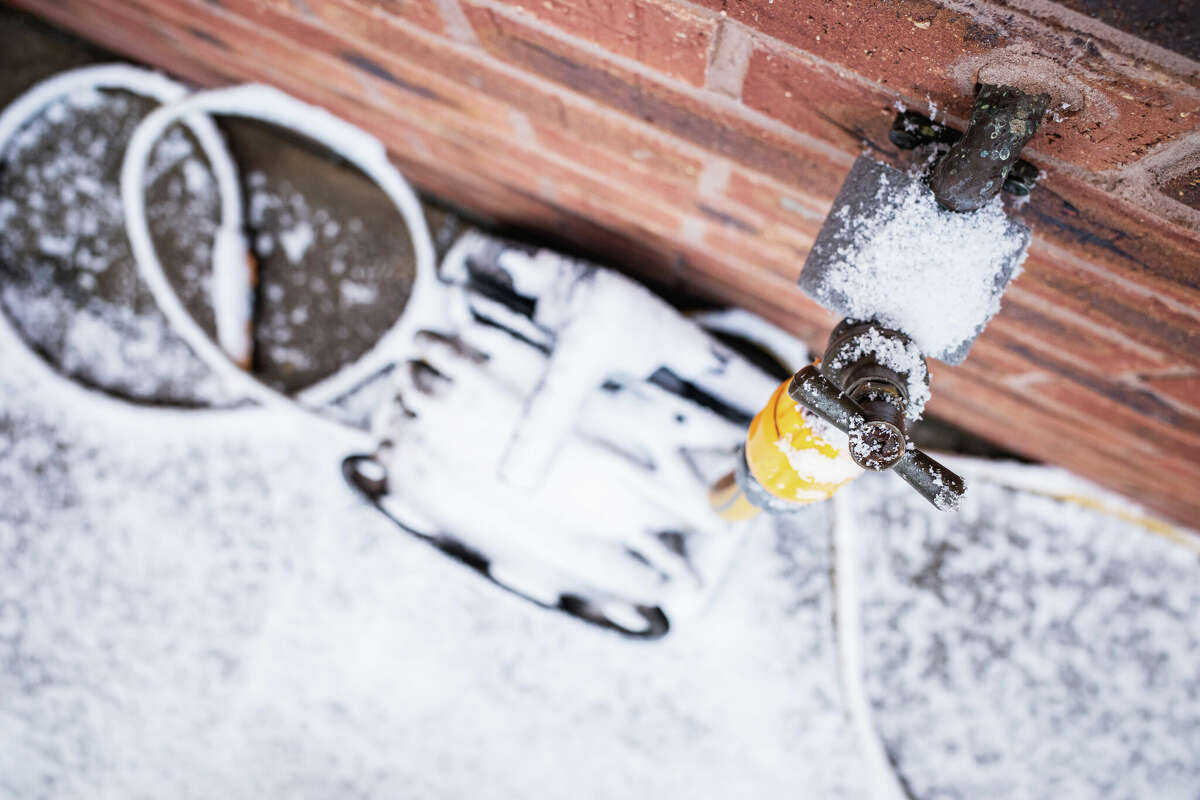 Homes throughout Southeast Texas should be protected from bitter cold temperatures. A cold front is expected to lower temps into the 20s and 30s over the next few days.