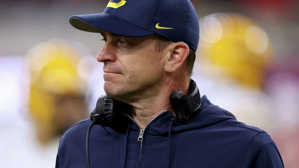 INGLEWOOD, CALIFORNIA - DECEMBER 18: Head coach Justin Wilcox of the California Golden Bears during a 24-13 loss to the UNLV Rebels in the Art of Sport LA Bowl Hosted By Gronk at SoFi Stadium on December 18, 2024 in Inglewood, California.