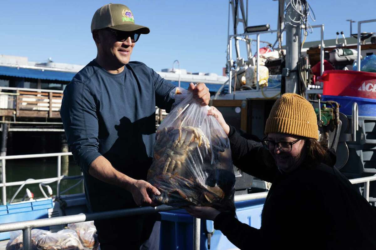 ‘Incredible demand’ as crab sales finally get crackin’ at S.F.’s Fisherman’s Wharf