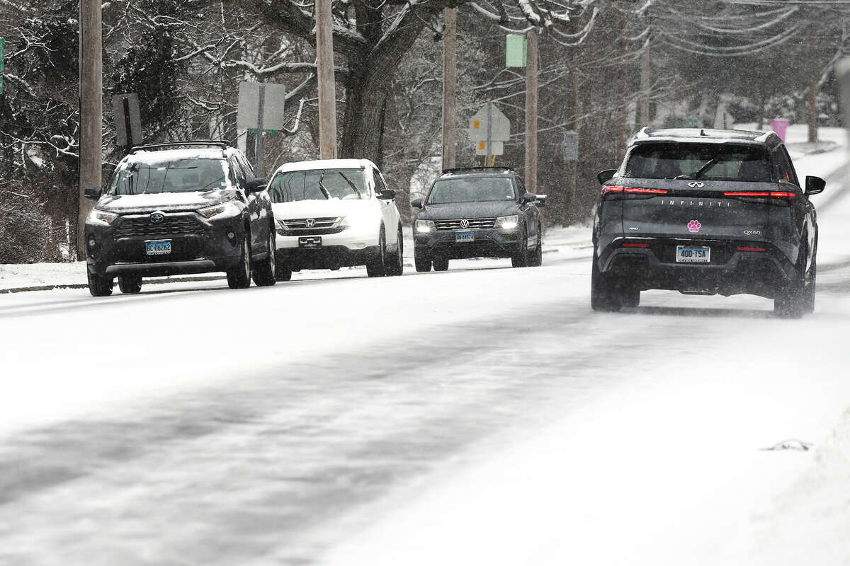 Winter storm set to pummel South could bring weekend snow to Connecticut, weather service says