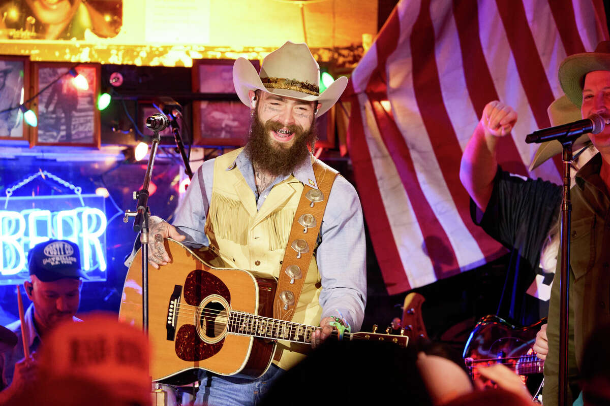 LOS ANGELES - DECEMBER 31: Post Malone performing on the CBS Original Special New Year's Eve Live: Nashville's Big Bash, scheduled to air on the CBS Television Network. (Photo by Jon MorganCBS via Getty Images)