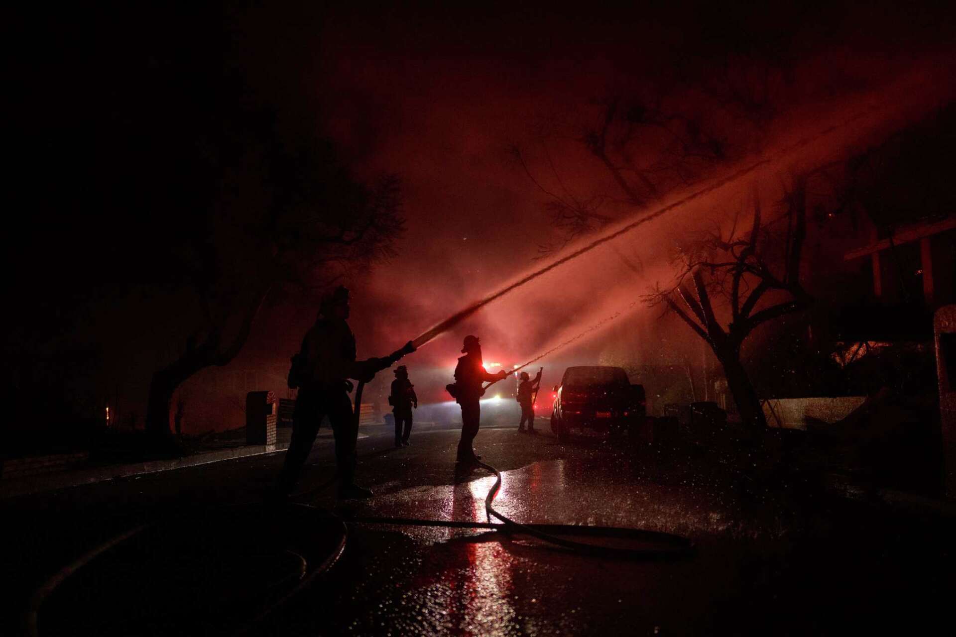 Private firefighters shield homes of the wealthy, setting off tensions