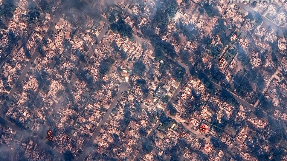 ALTADENA FIRE, LOS ANGELES, CALIFORNIA -- JANUARY 8, 2025: Sequence image 14. Maxar AFTER satellite image of homes and a neighborhood totally destroyed in Altadena, California. Please use: Satellite image (c) 2025 Maxar Technologies.