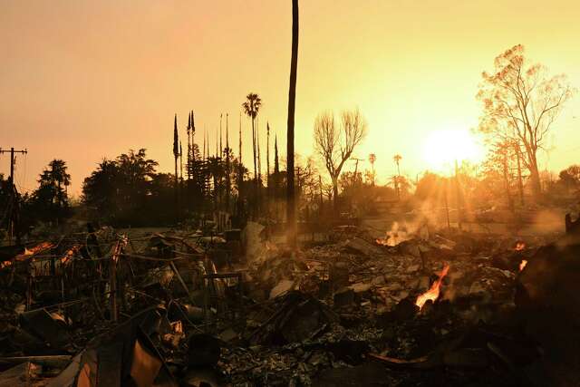 ¿qué Causó Los Letales Incendios En California? Investigadores Estudian 