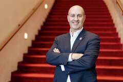 Gary Ginstling is hired as Houston Symphony CEO months after surprise ...