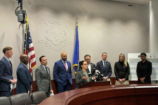 Leaders of CT's biggest school districts are asking for more than $500 million. Will they get it?