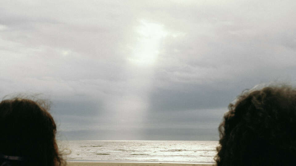 The couple wanted to elope in Galveston not only because they got engaged there, but for the symbolism of the waves.