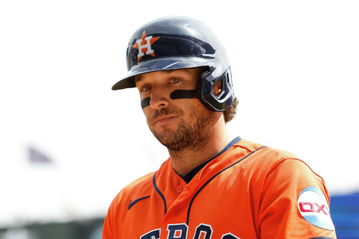 MINNEAPOLIS, MN - APRIL 09: Alex Bregman #2 of the Houston Astros reacts to striking out against the Minnesota Twins in the third inning of the game at Target Field on April 9, 2023 in Minneapolis, Minnesota. The Astros defeated the Twins 5-1. (Photo by David Berding/Getty Images)