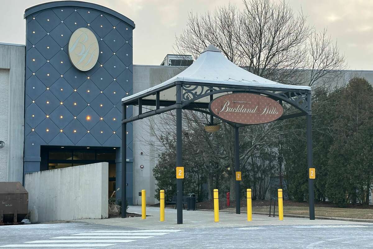 Owner of four CT malls may buy another