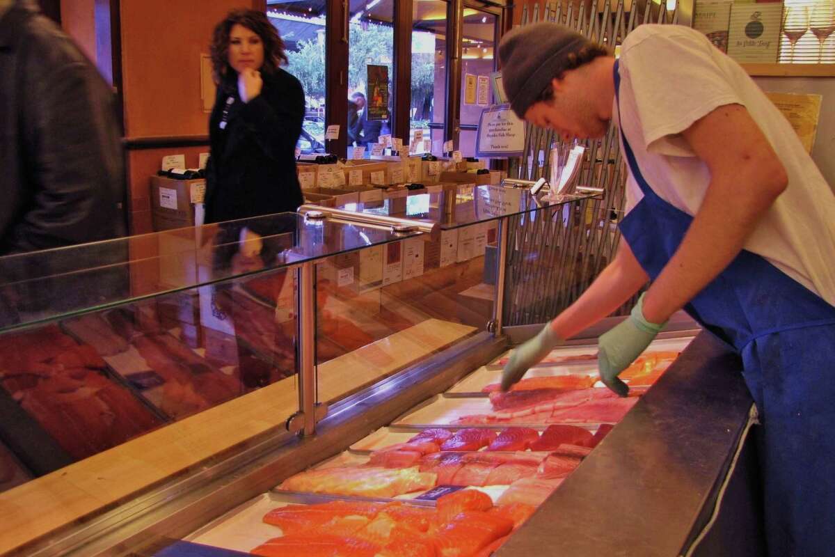 20-year-old Bay Area seafood market is closing. Here’s what’s taking its place