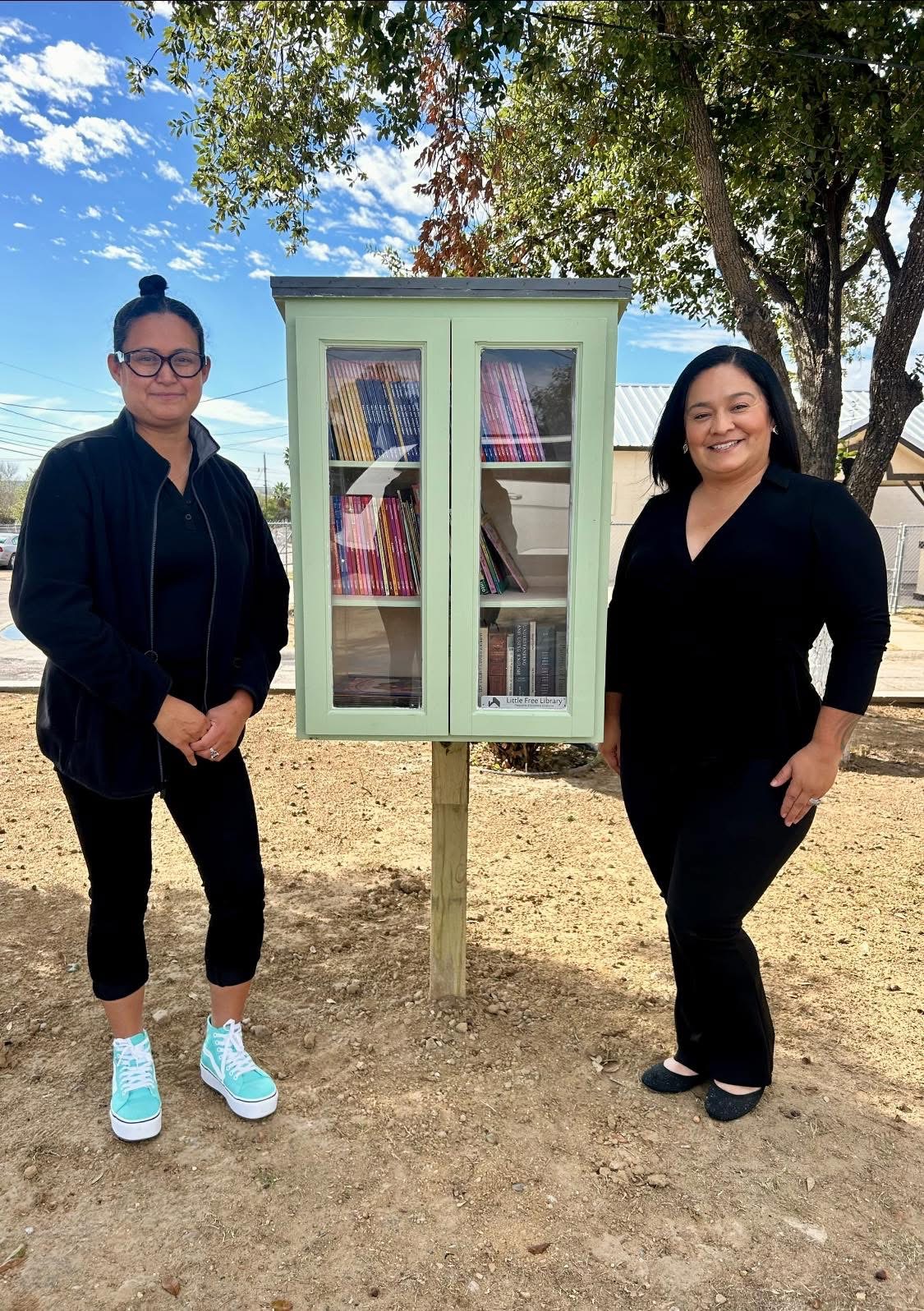 El Cenizo opens first Little Free Library to promote community reading