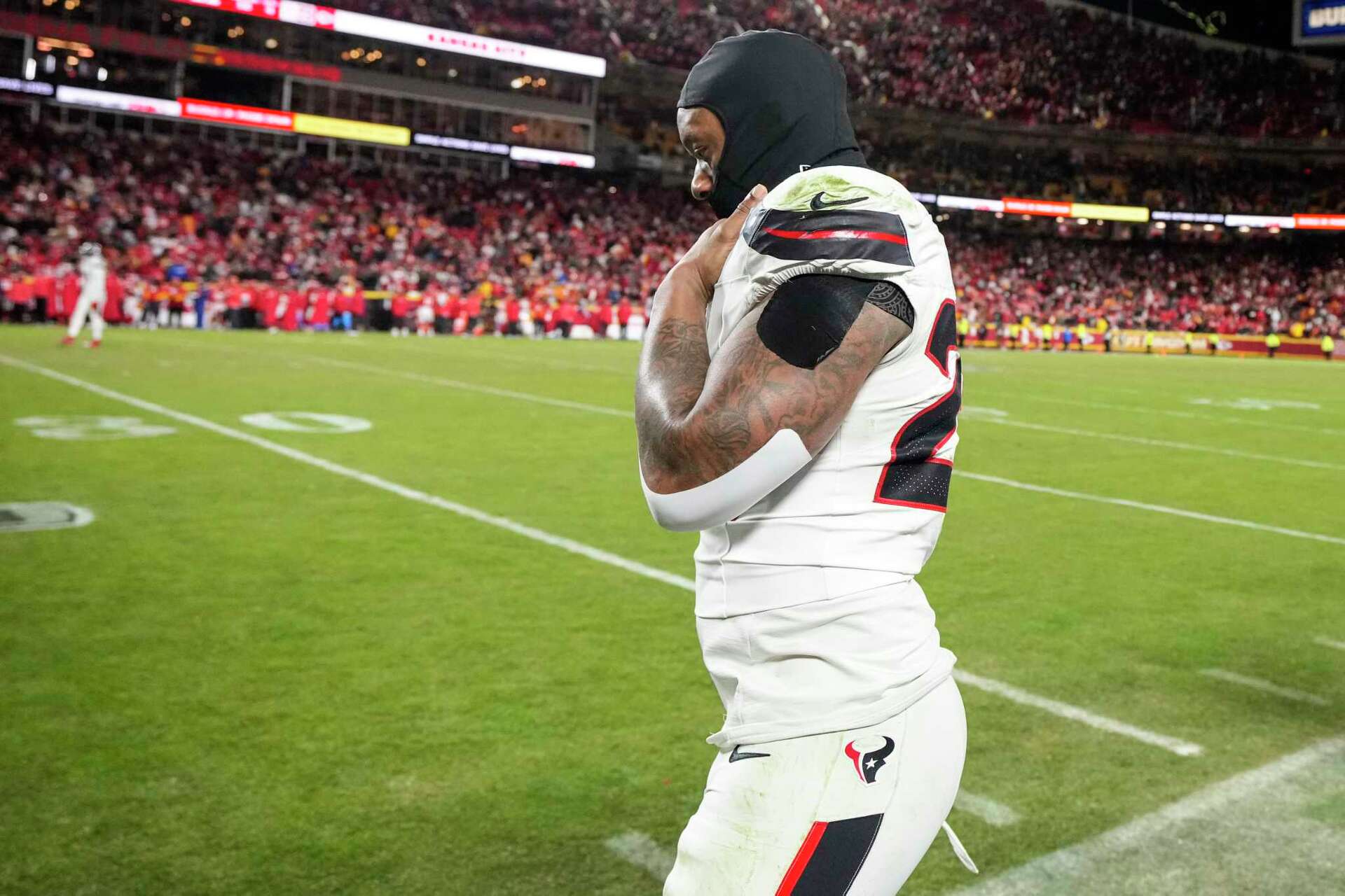 Houston Texans: NFL rescinds fines for Joe Mixon