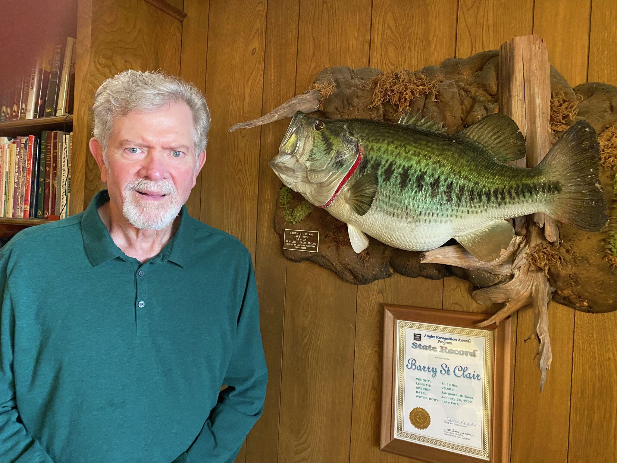 Texas largemouth bass record holder still enjoying the ride Texas largemouth bass record holder still enjoying the ride
