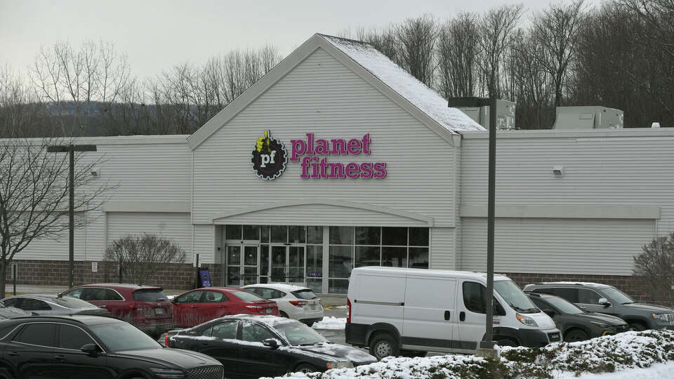 A Planet Fitness has opened in the Sunny Valley plaza in New Milford, Conn. Tuesday, January 21, 2025.