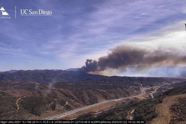 Hughes Fire visible from I-5 prompts evacuations in Southern California