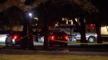 Details emerge in the shooting of 7 San Antonio police officers