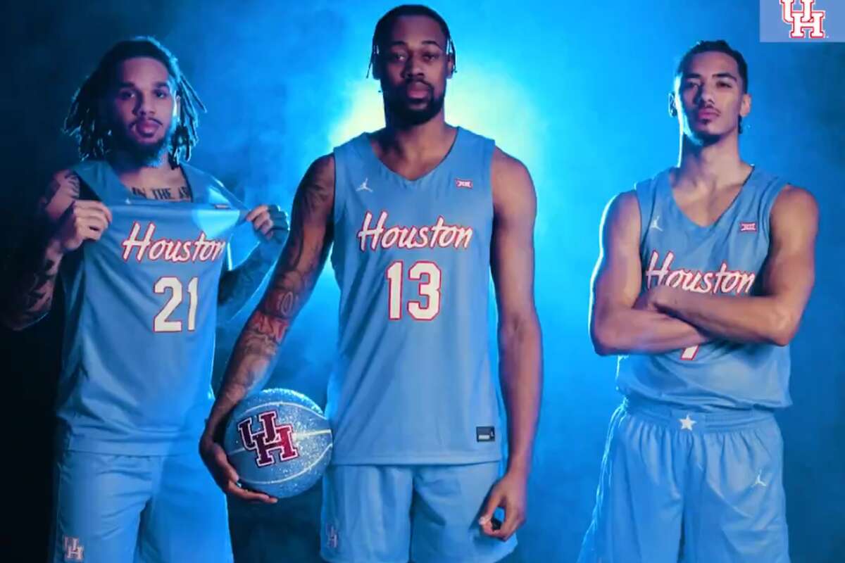 The Houston Cougars' throwback 'Luv Ya Blue' jerseys are real, and they're spectacular. 