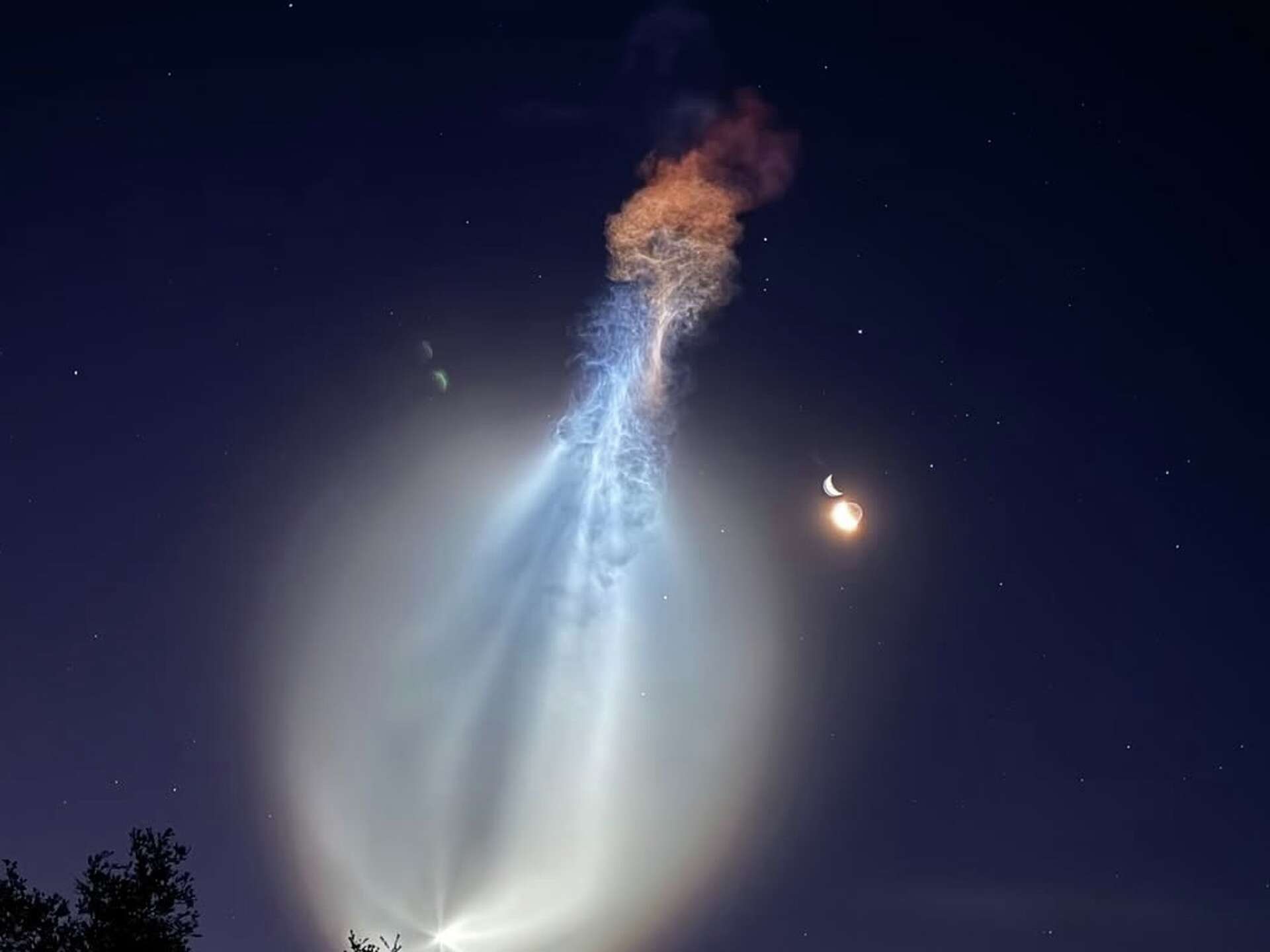 SpaceX Falcon 9 launch sparks UFO ...