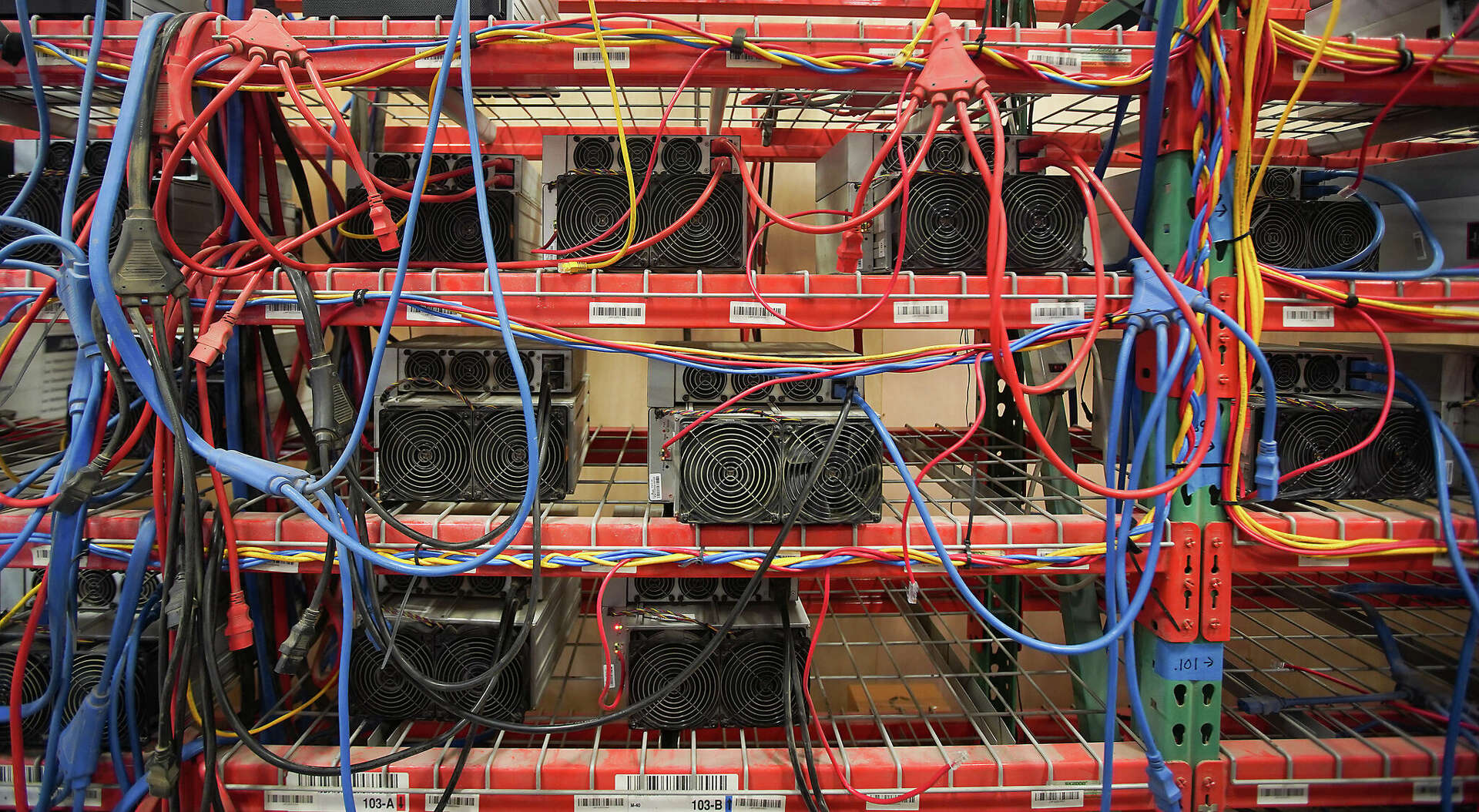 Texas grid needs transmission for crypto, data centers, oil and gas