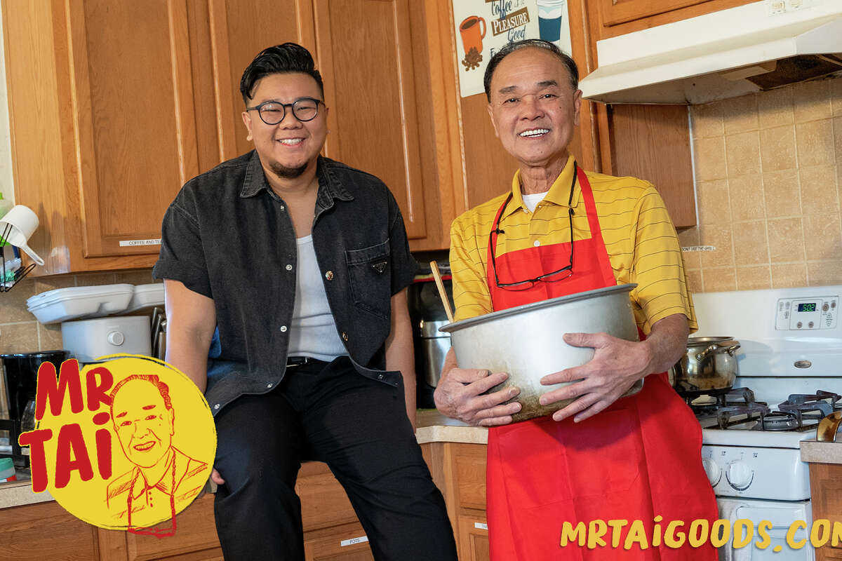 Lucky Nguyen (left) and Tai Nguyen (right) in their home kitchen.