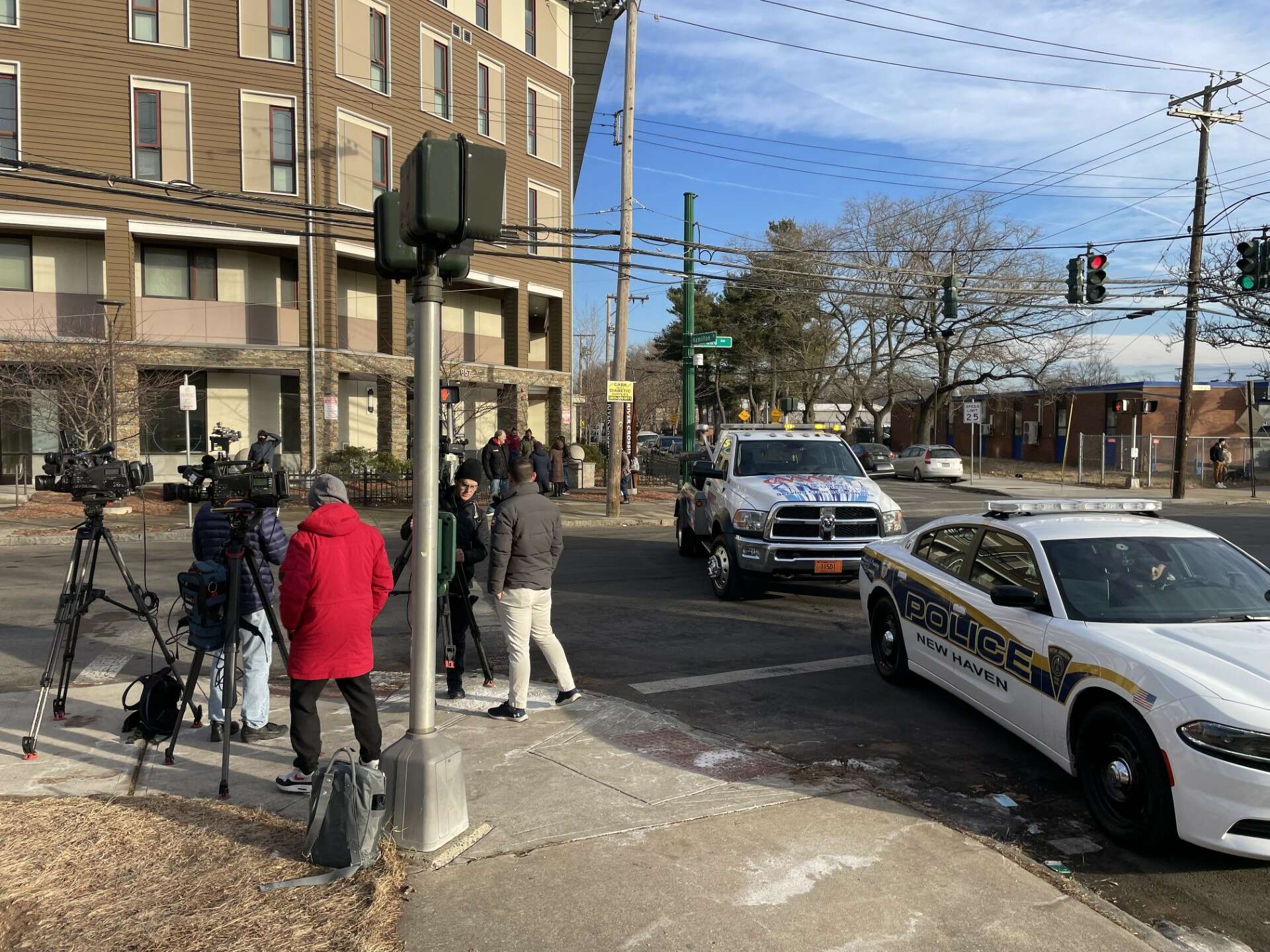 Man, 35, killed in New Haven shootout that wounded 2 West Haven cops