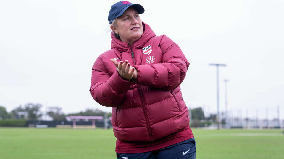 Emma Hayes, watching U.S. women's national team camp in Florida, is getting ready for She Believes Cup in Houston on Feb. 20.